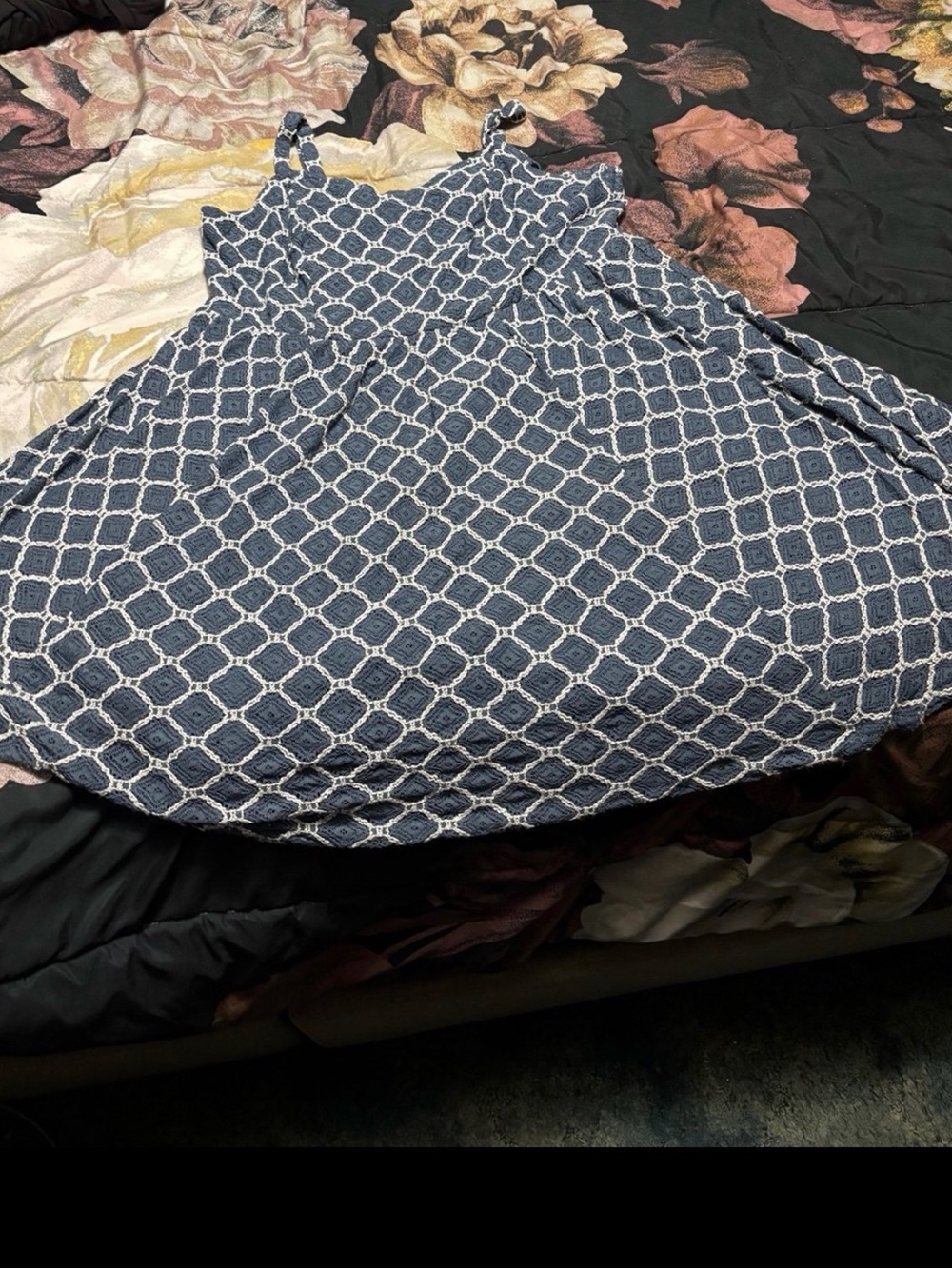 torrid Navy & White Geometric Circle Mini tank dress or a long tank! Size 1X